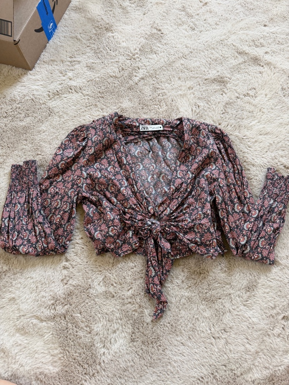 Zara Pink Floral Tie-Front Long Sleeve Crop Top Feminine Spring Summer